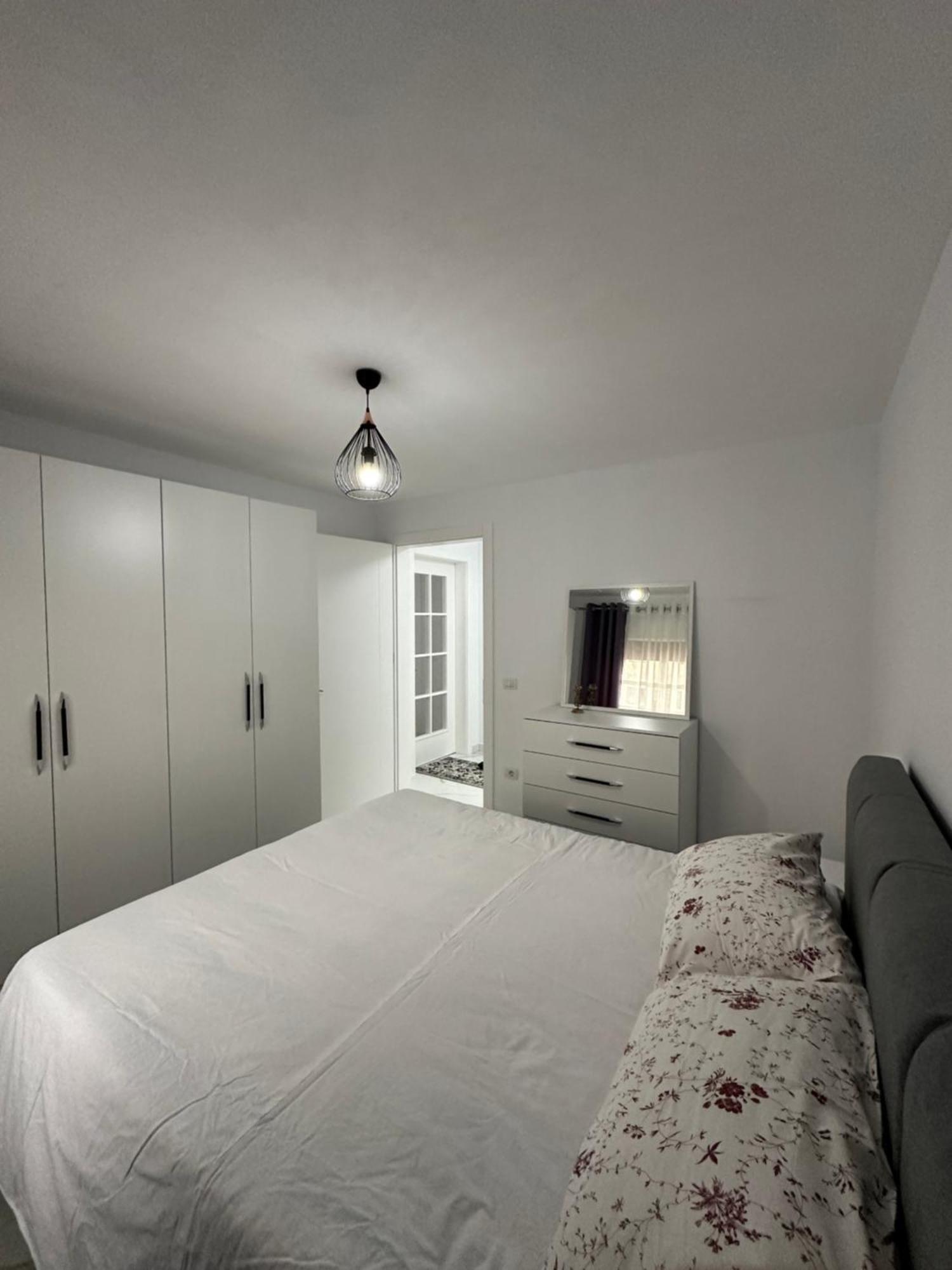 Elezi Apartment City Centre Τίρανα Εξωτερικό φωτογραφία